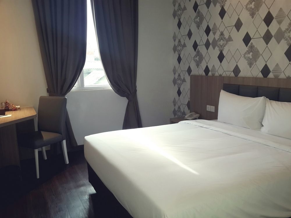 Hotel 88 Itc Fatmawati Jakarta By Wh Dış mekan fotoğraf