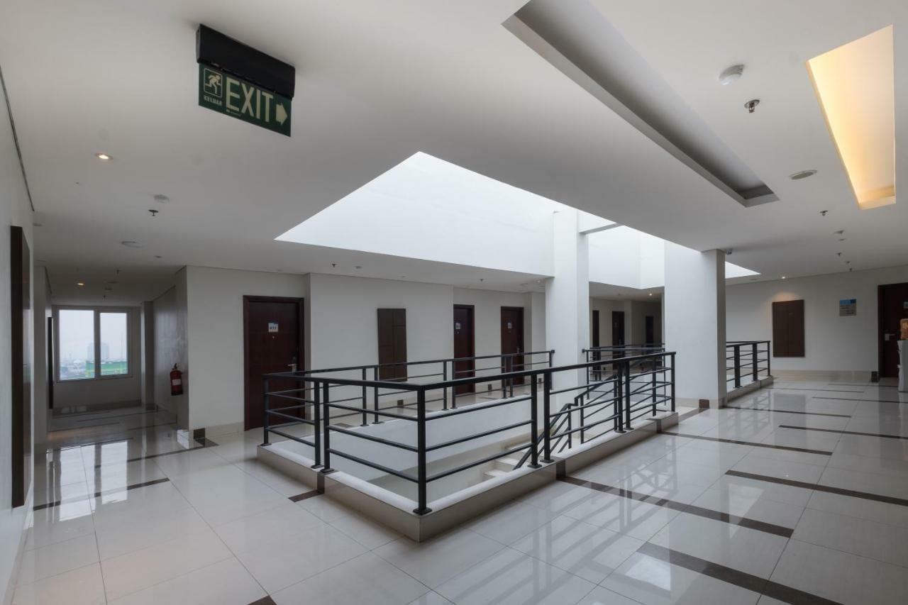 Hotel 88 Itc Fatmawati Jakarta By Wh Dış mekan fotoğraf